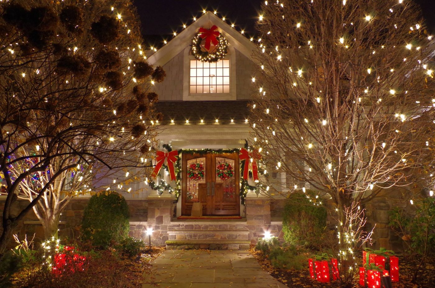 LED Outdoor String Lights