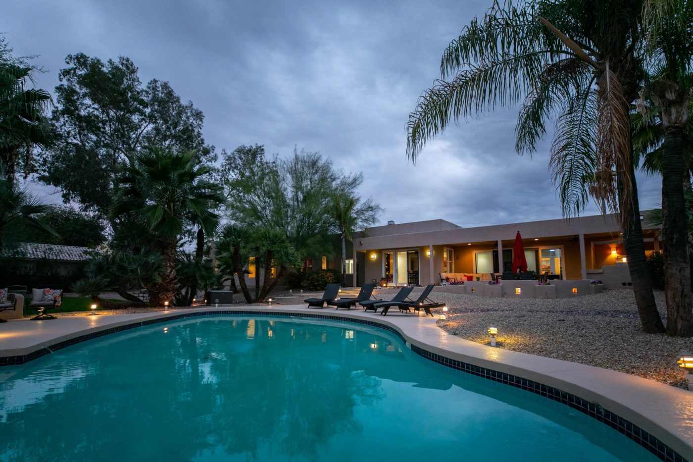 Pool Landscaping Lights Ideas